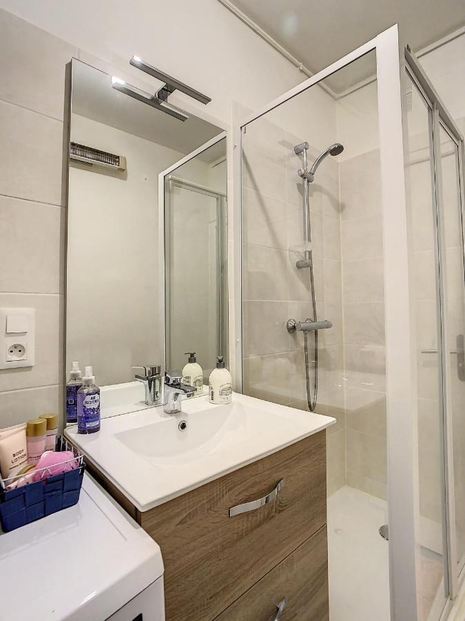Joli Studio Meuble Tout Equipe Hyper Centre Wifi Apartment Troyes Bagian luar foto